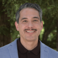 Bio picture of Michael Méndez